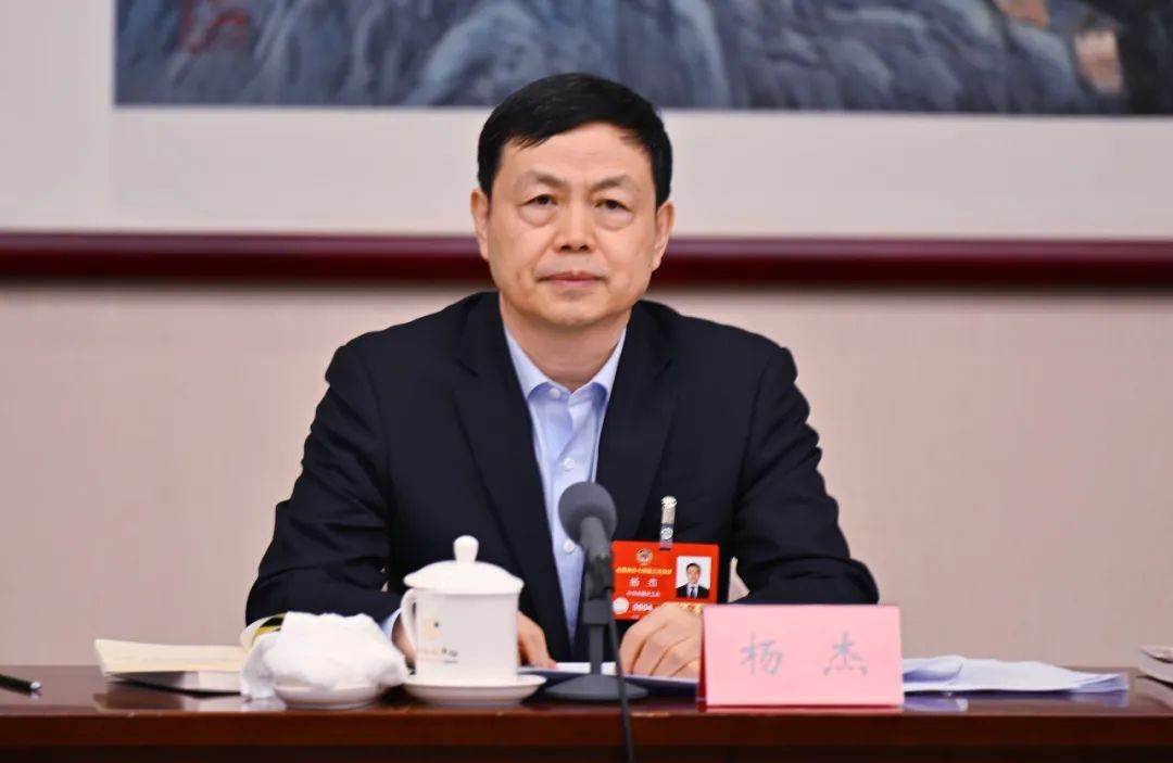 全国政协常委、中国移动董事长杨杰：培育壮大信息消费“新三样” 激发经济增长新动能