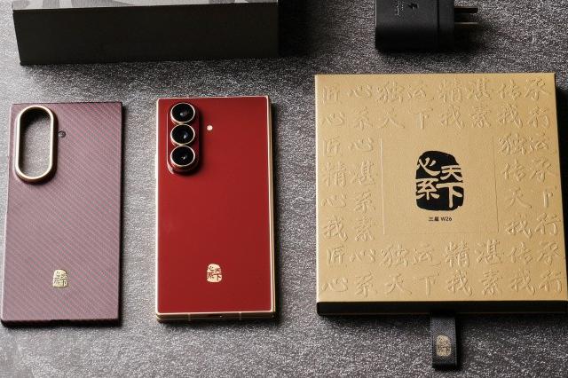 科技臻品，匠心美学：心系天下三星W26图赏