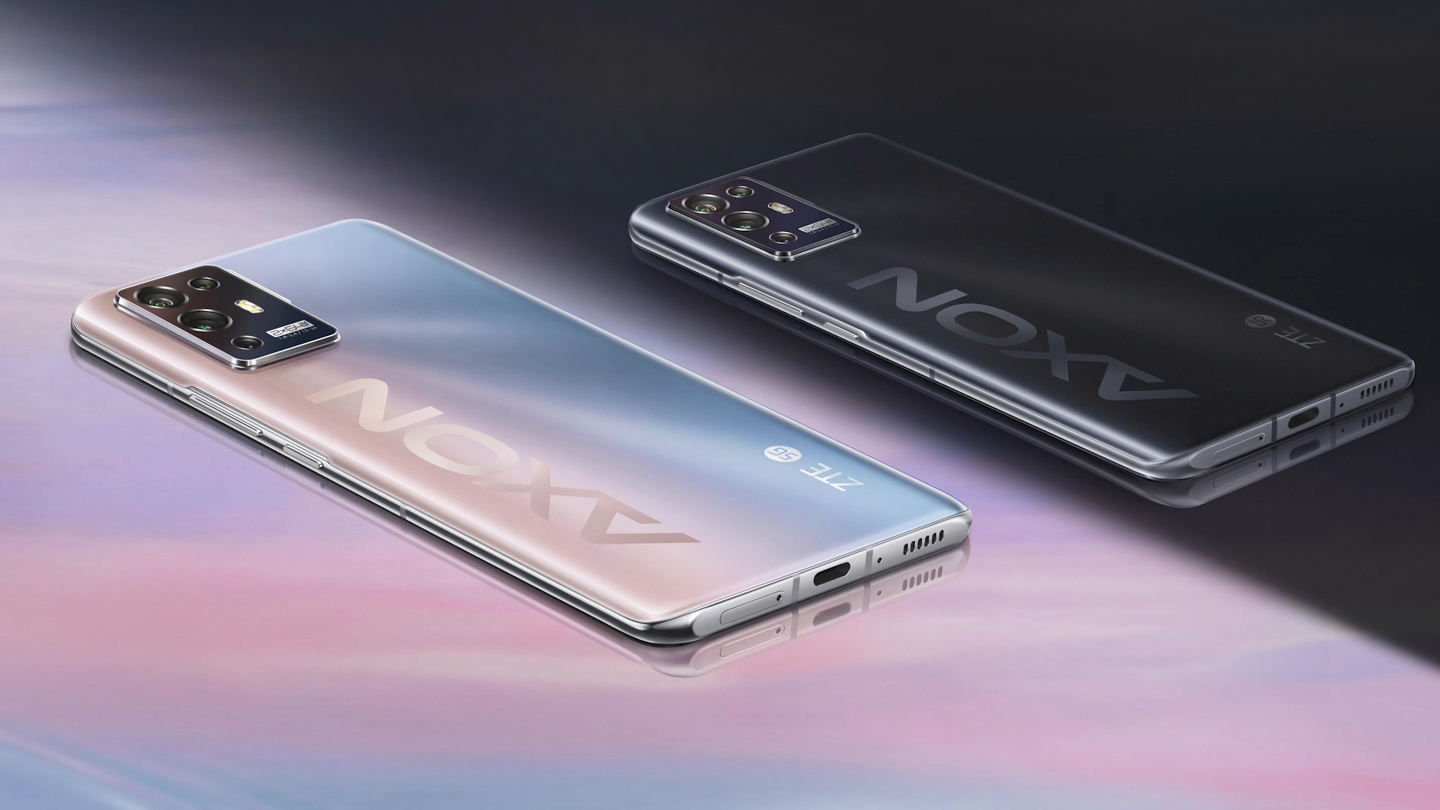 中兴高管透露 Axon30 屏下版即将推出，接下来的一个月内亮相