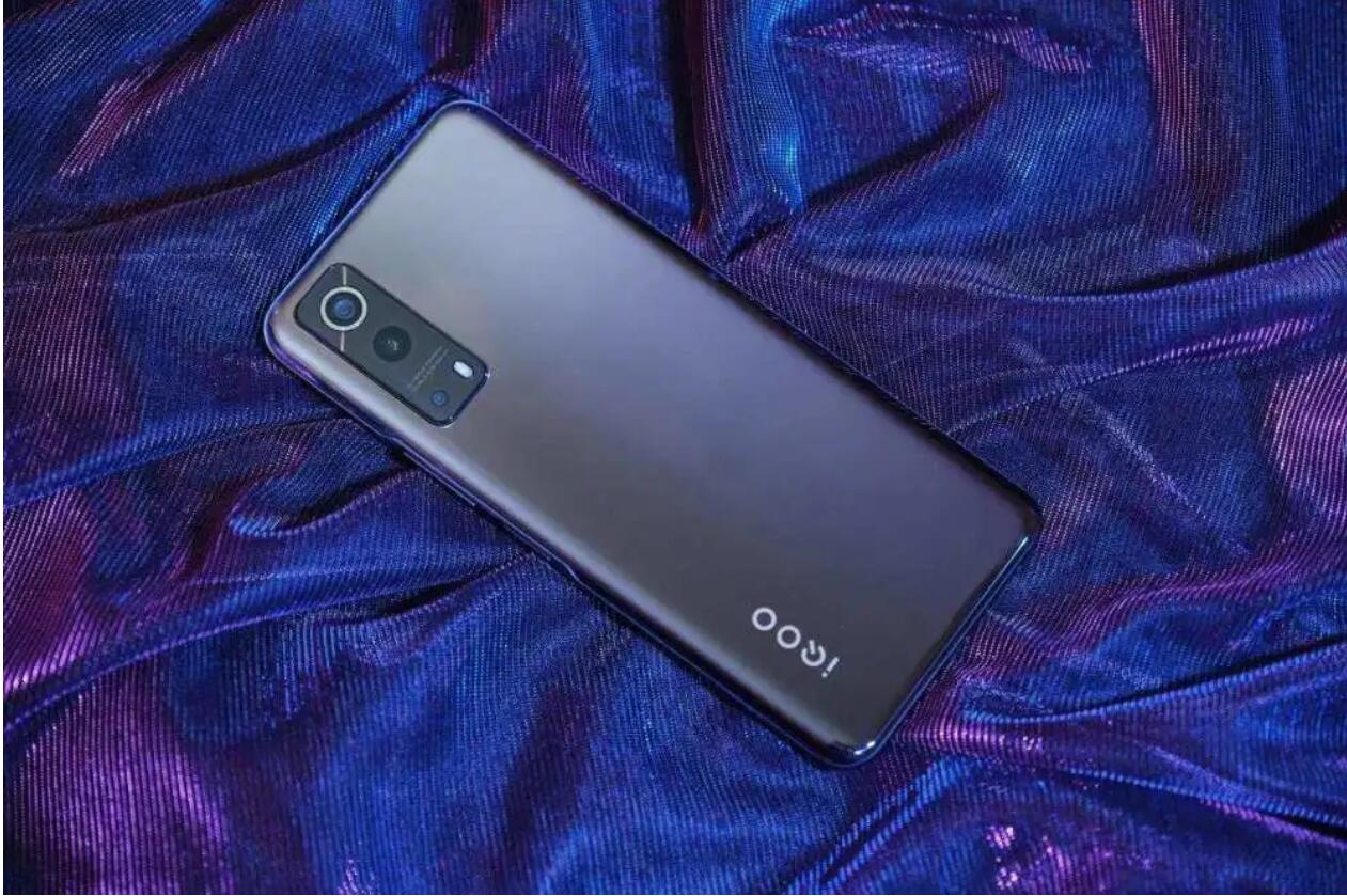 4500毫安电池＋55W＋骁龙768G，iQOO Z3成续航焦虑解药？