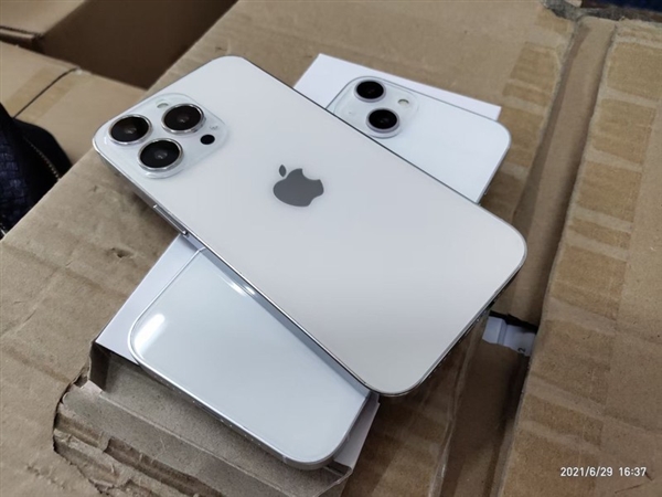 iPhone 13、13 Pro最新机模曝光：新外形颇有辨识度