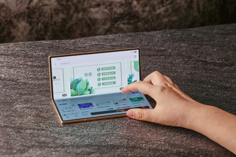 科技臻品，匠心美学：心系天下三星W26图赏