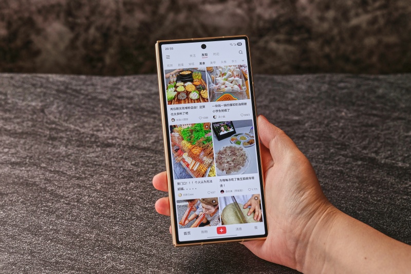 科技臻品，匠心美学：心系天下三星W26图赏