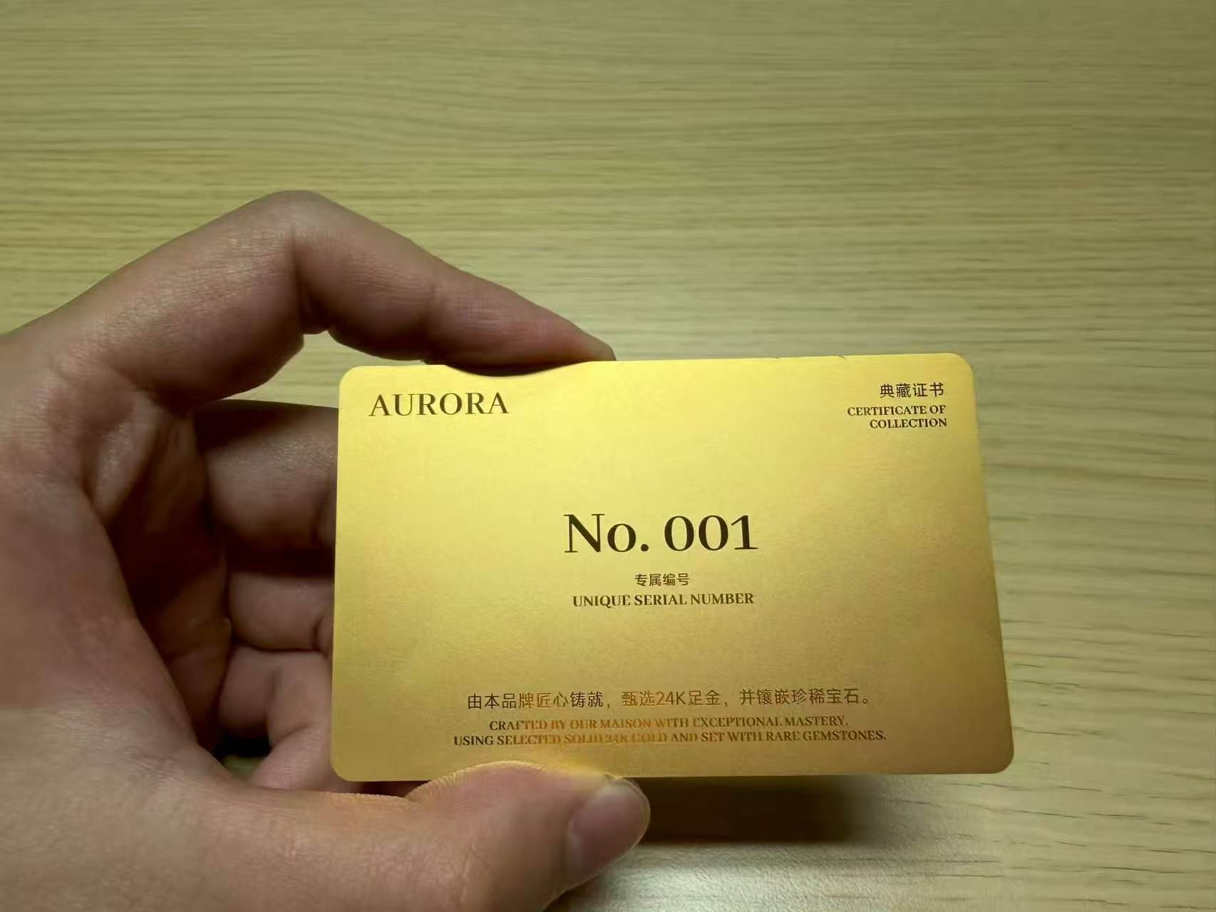 21万元买台追觅手机？俞浩签名+24K足金+宝石